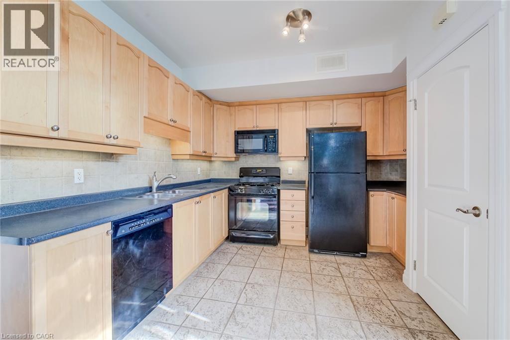 555 E KING Street E Unit# 102 — photo 3