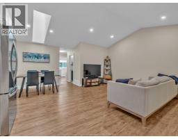 Foyer - 33 Tofflemire Street, Amherstburg, ON N9V4E3 Photo 7