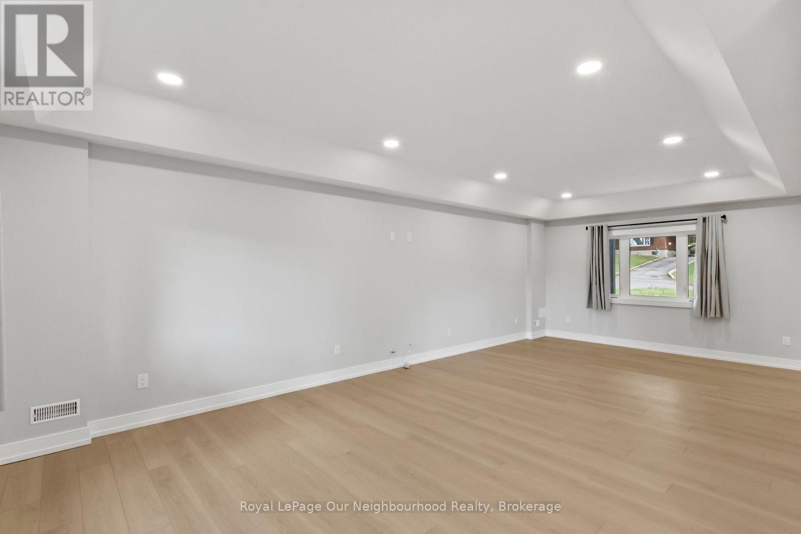124 CROMWELL STREET - 10
