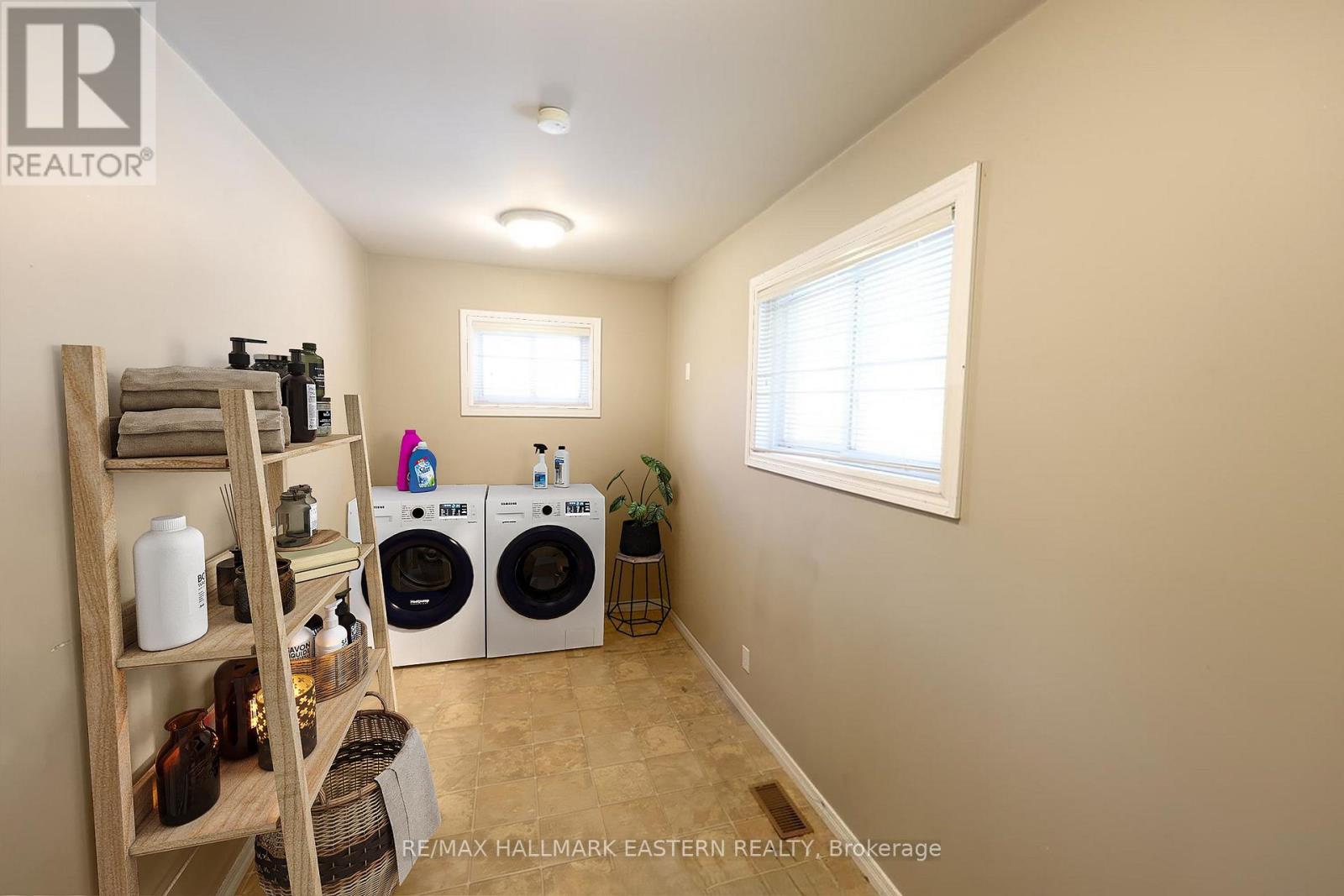 23 King Street East, Havelock-Belmont-Methuen, ON photo 31