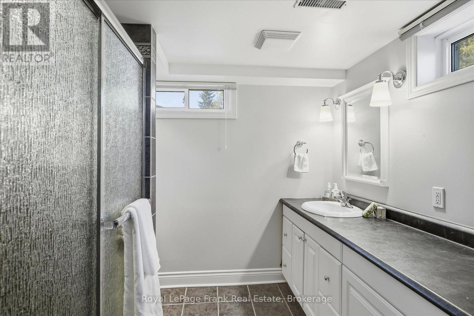 362 Simons Avenue, Peterborough, ON photo 25