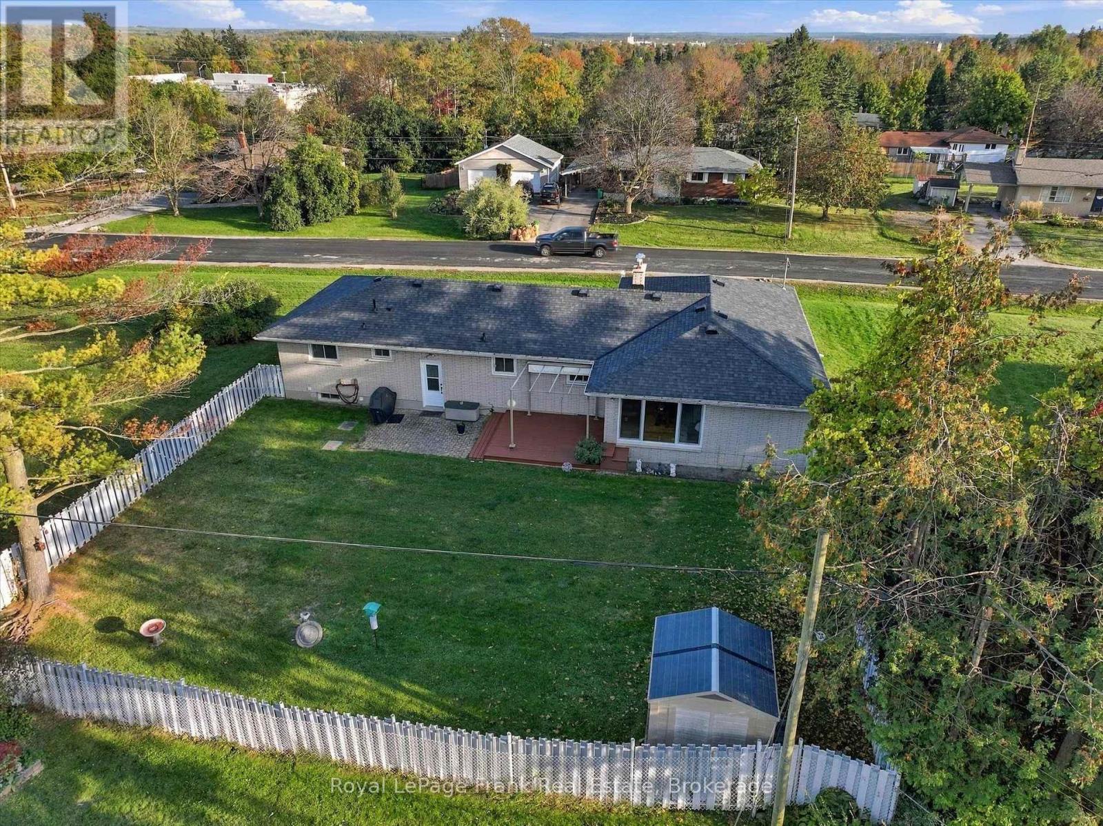 362 SIMONS AVENUE - 41