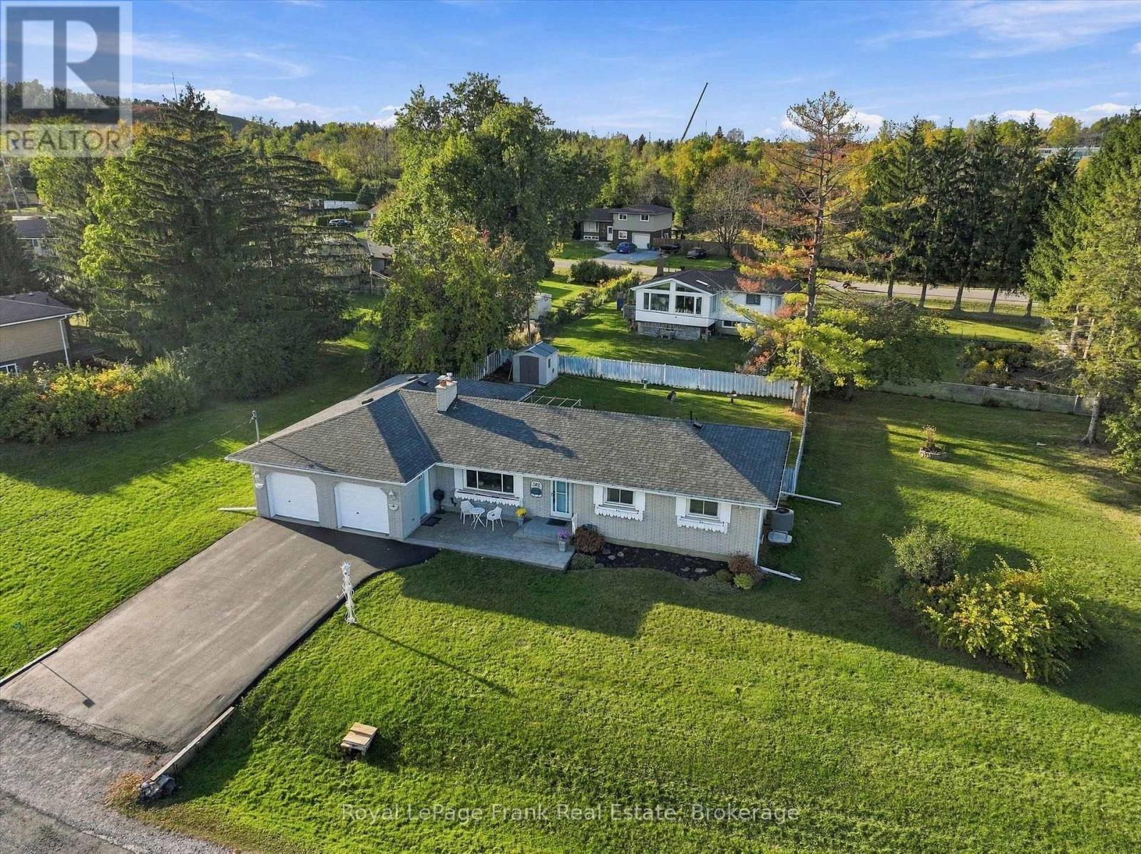 362 SIMONS AVENUE - 42