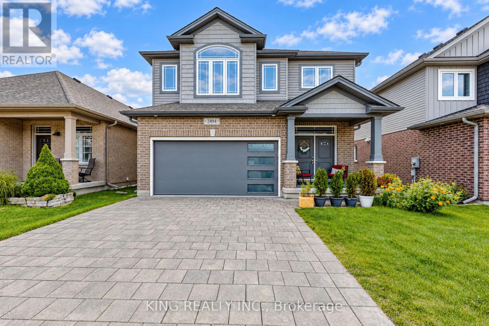 2494 LEEDS CROSSING - 1