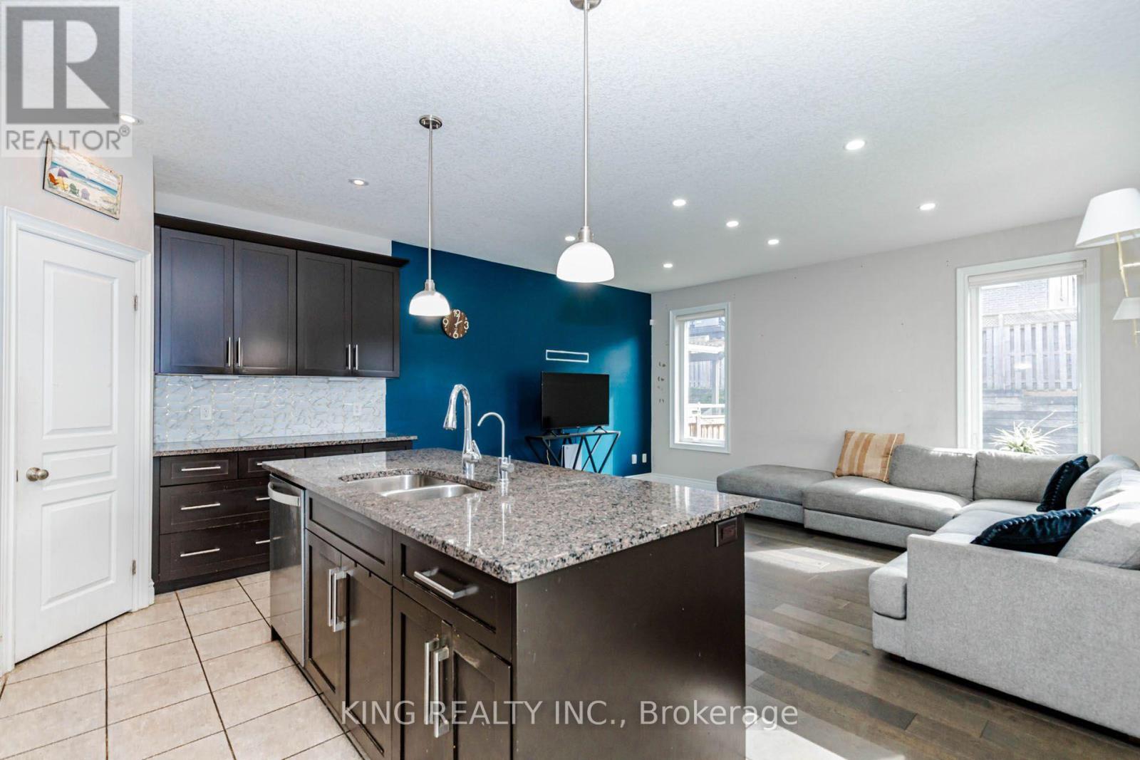 2494 LEEDS CROSSING - Image 14