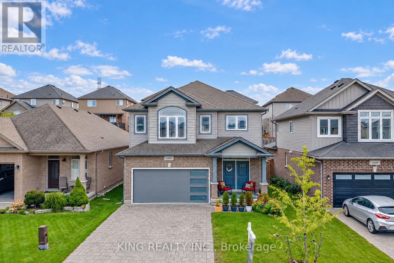 2494 LEEDS CROSSING - 2