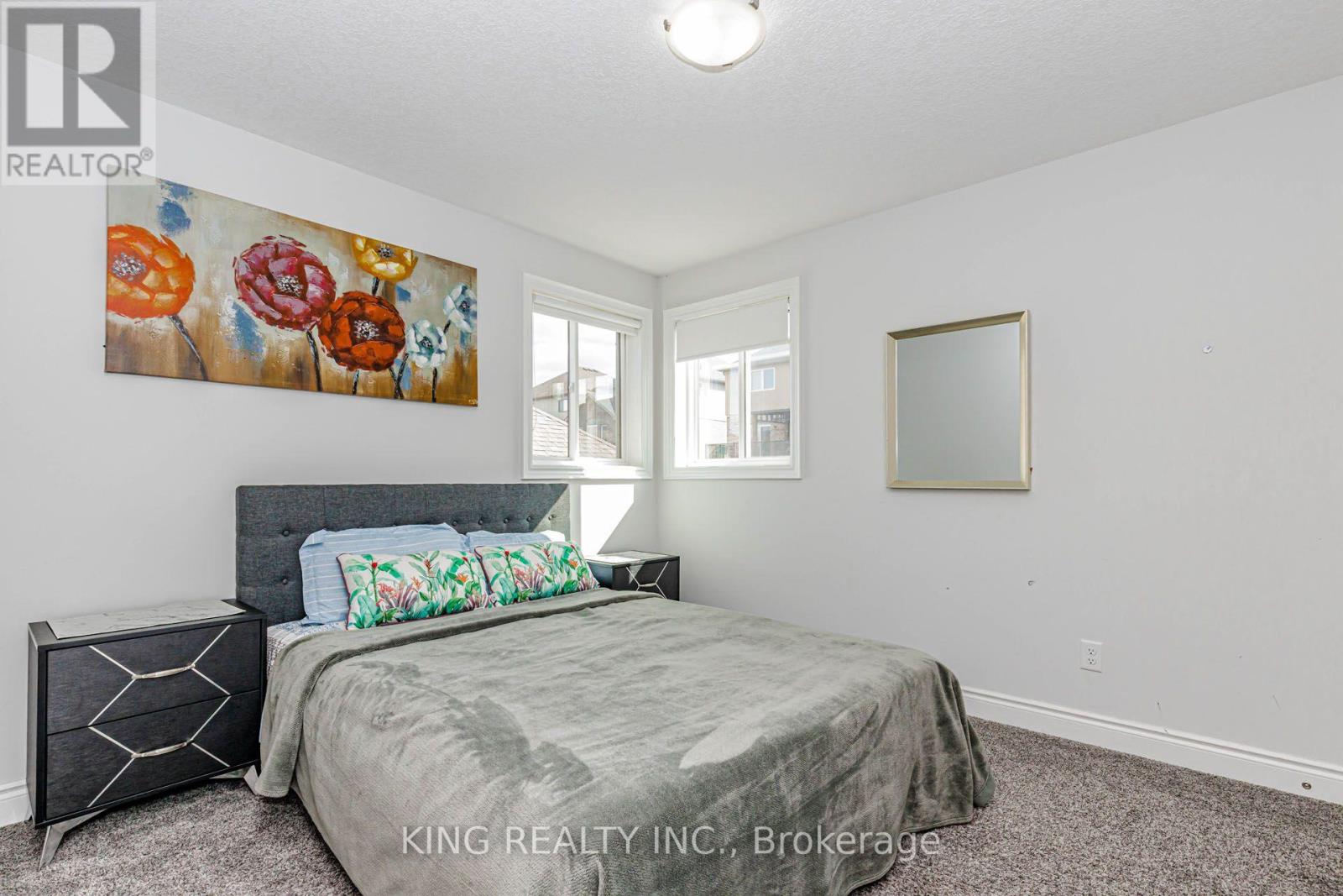 2494 LEEDS CROSSING - 32
