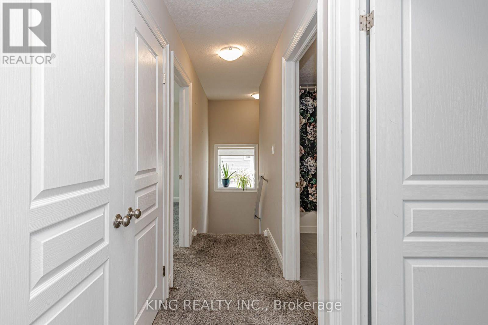 2494 LEEDS CROSSING - Image 38