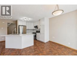 8226 Saddleridge Drive NE - photo 10