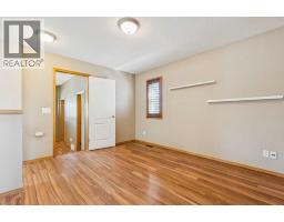 8226 Saddleridge Drive NE - photo 16