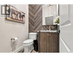 1920 43 Avenue SW - photo 17