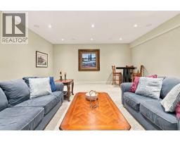 1920 43 Avenue SW - photo 37
