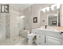 1920 43 Avenue SW - photo 39