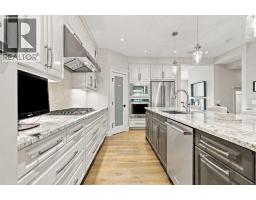 1920 43 Avenue SW - photo 8