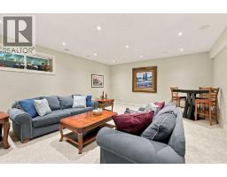 1920 43 Avenue SW - photo 36