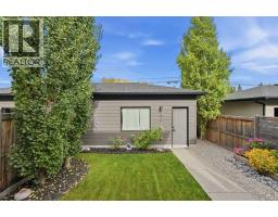 1920 43 Avenue SW - photo 43