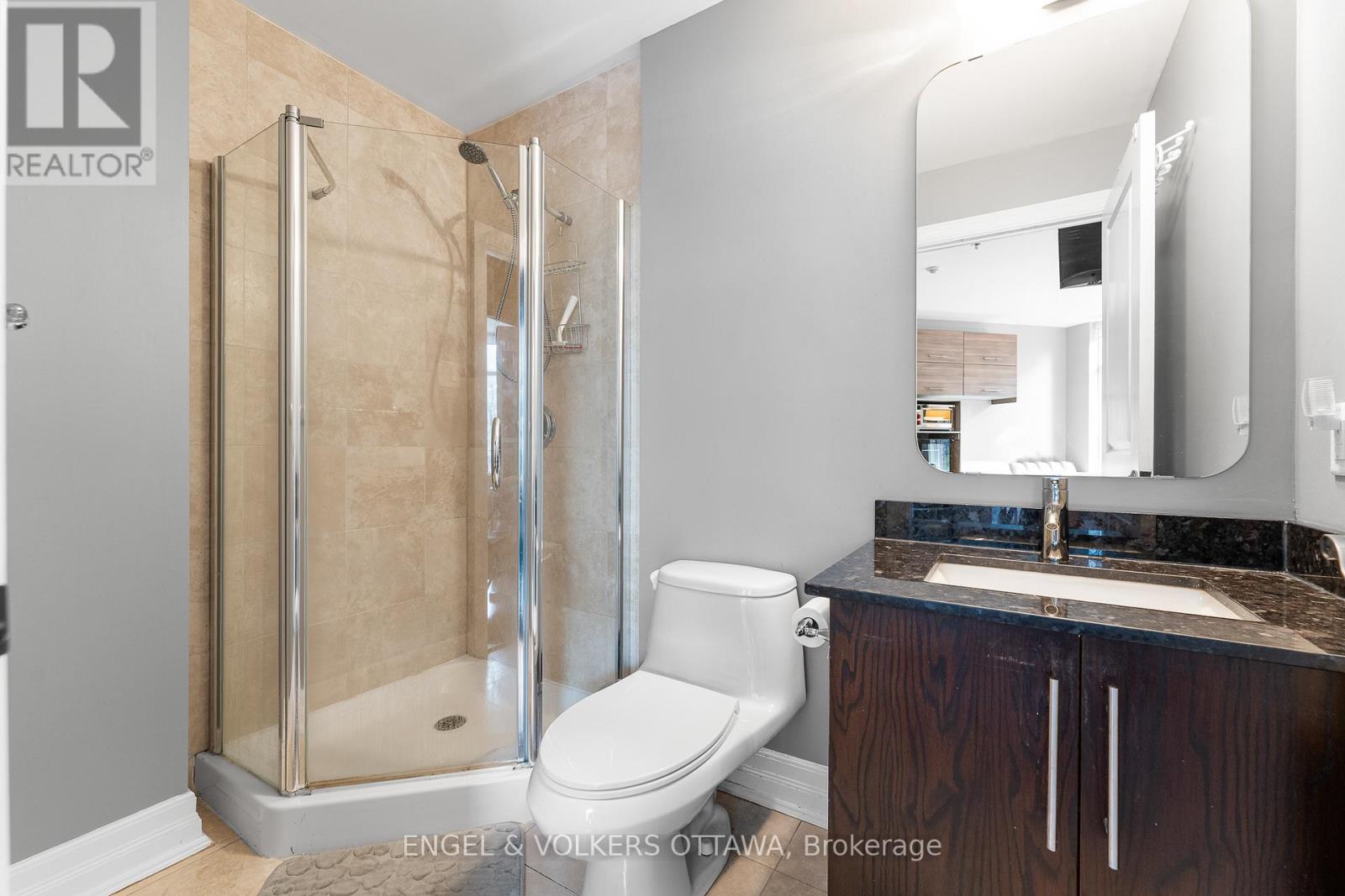 320 Mcleod Street — photo 10