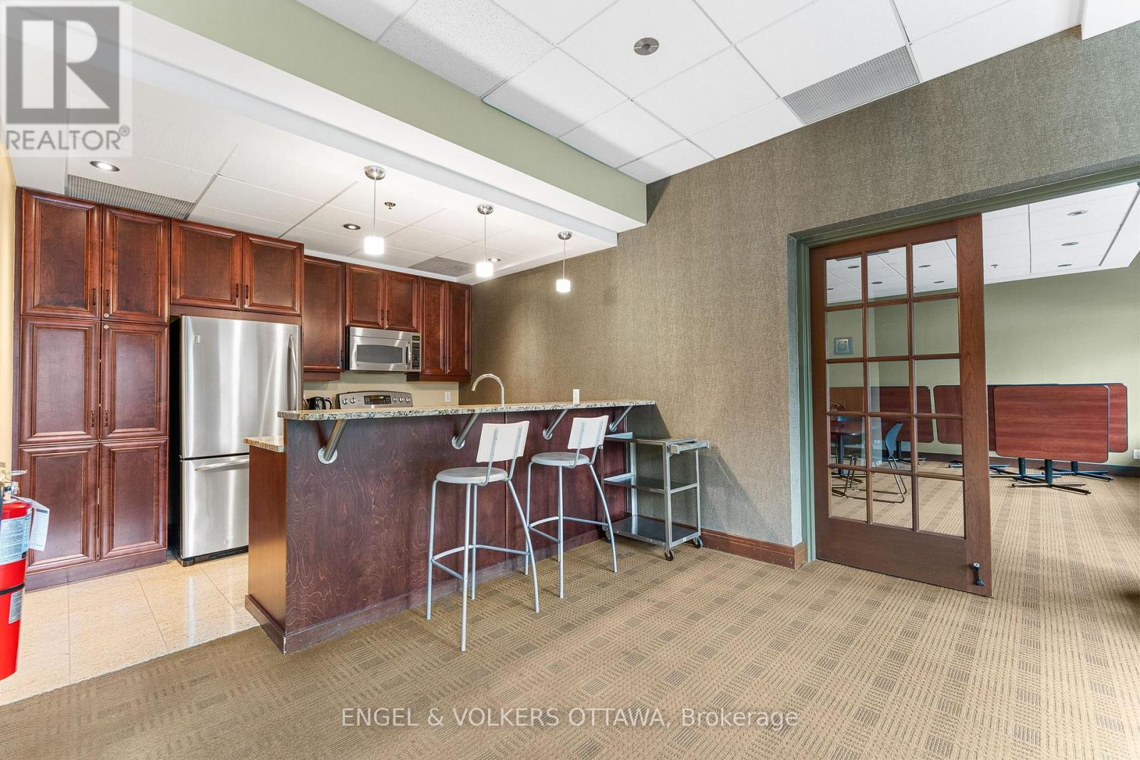 320 Mcleod Street — photo 16
