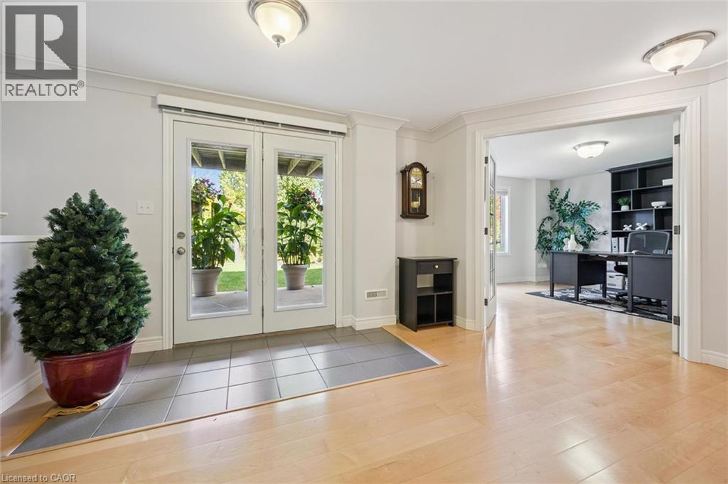 123 CARDINAL Drive - Image 36