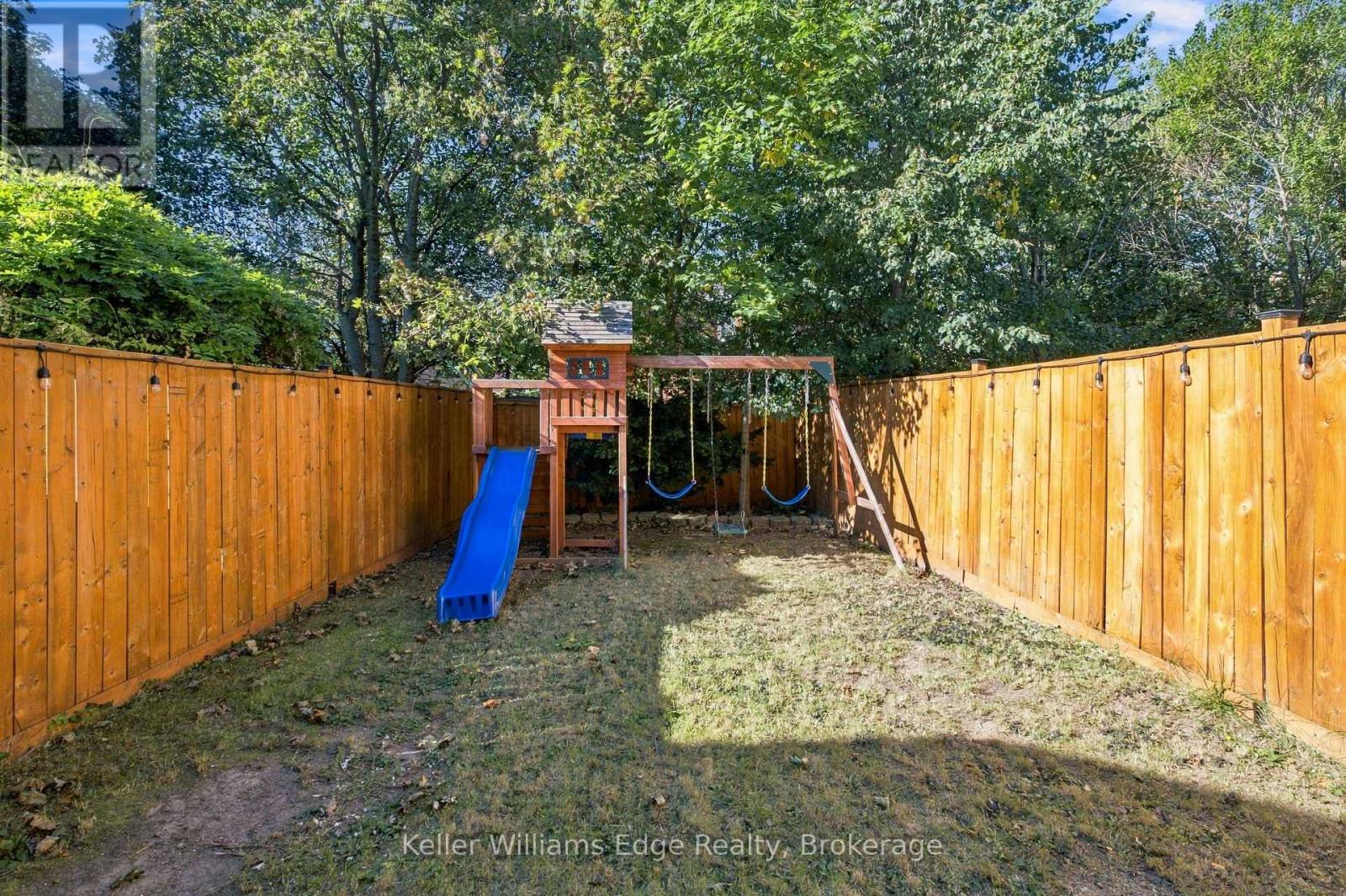 1134 LEEWOOD DRIVE - 44
