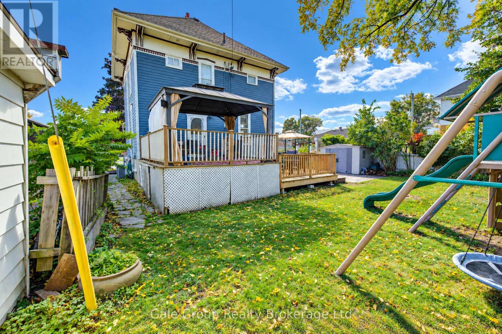 551 GRANT STREET - Image 34