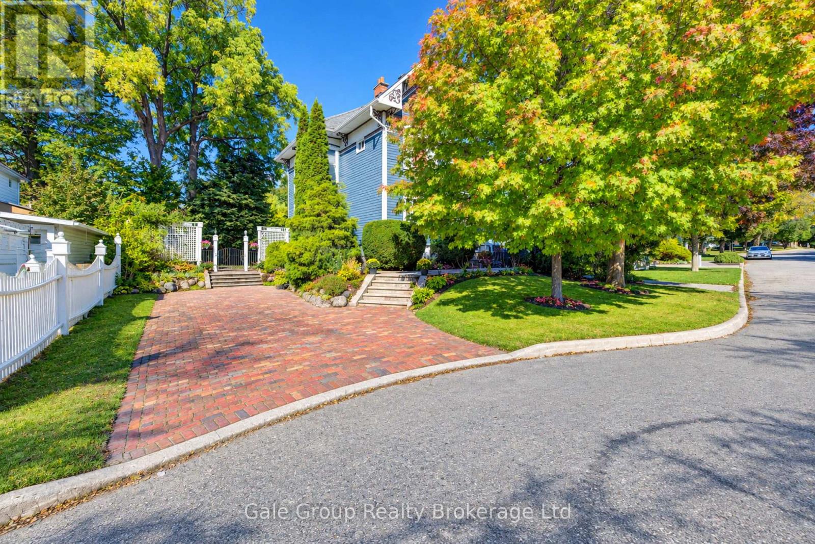 551 GRANT STREET - Image 38
