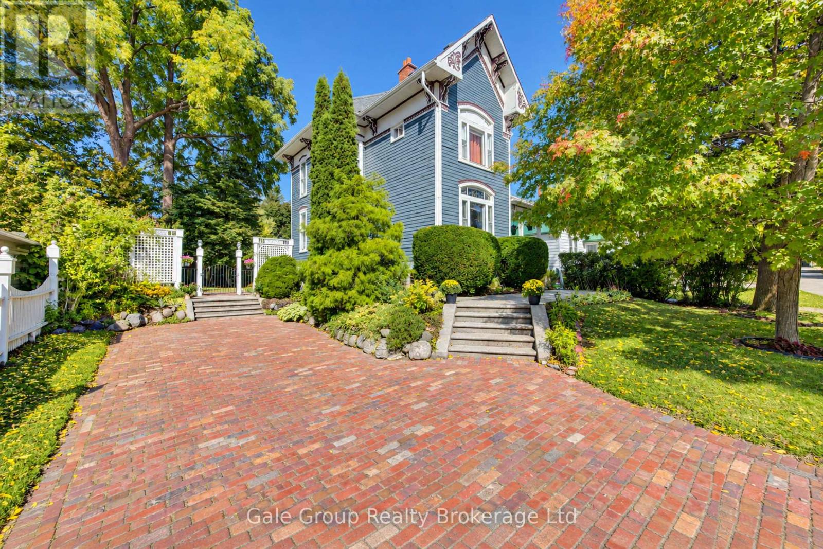 551 GRANT STREET - Image 40