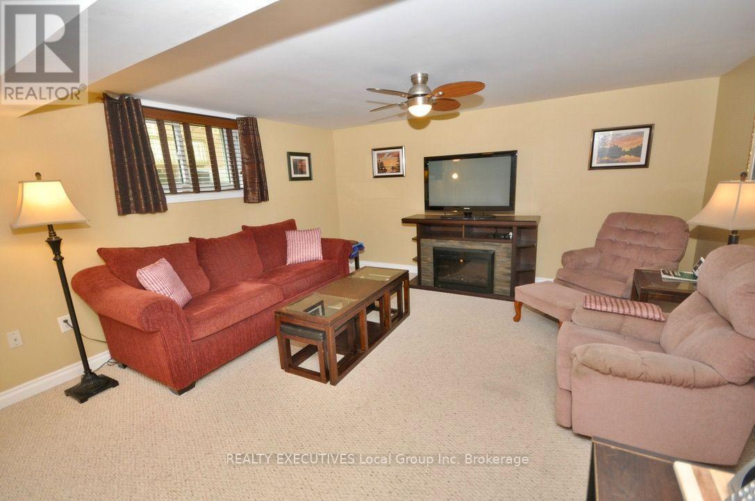 #33 624 LAKESHORE DRIVE - Image 21