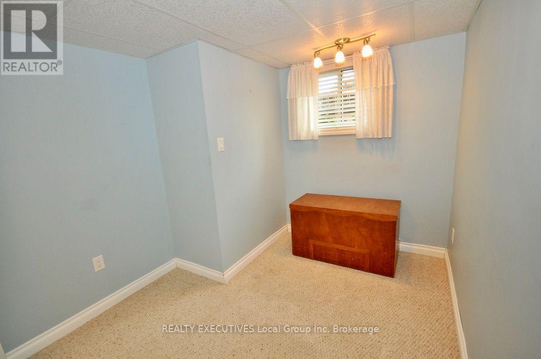 #33 624 LAKESHORE DRIVE - Image 28
