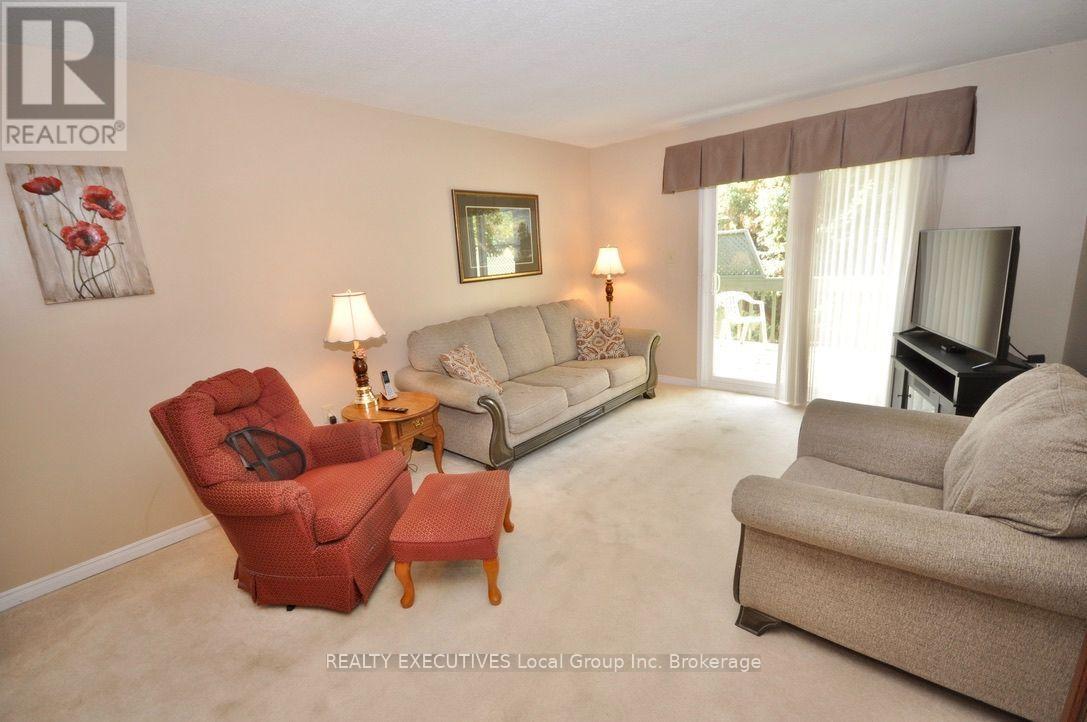 #33 624 LAKESHORE DRIVE - 3