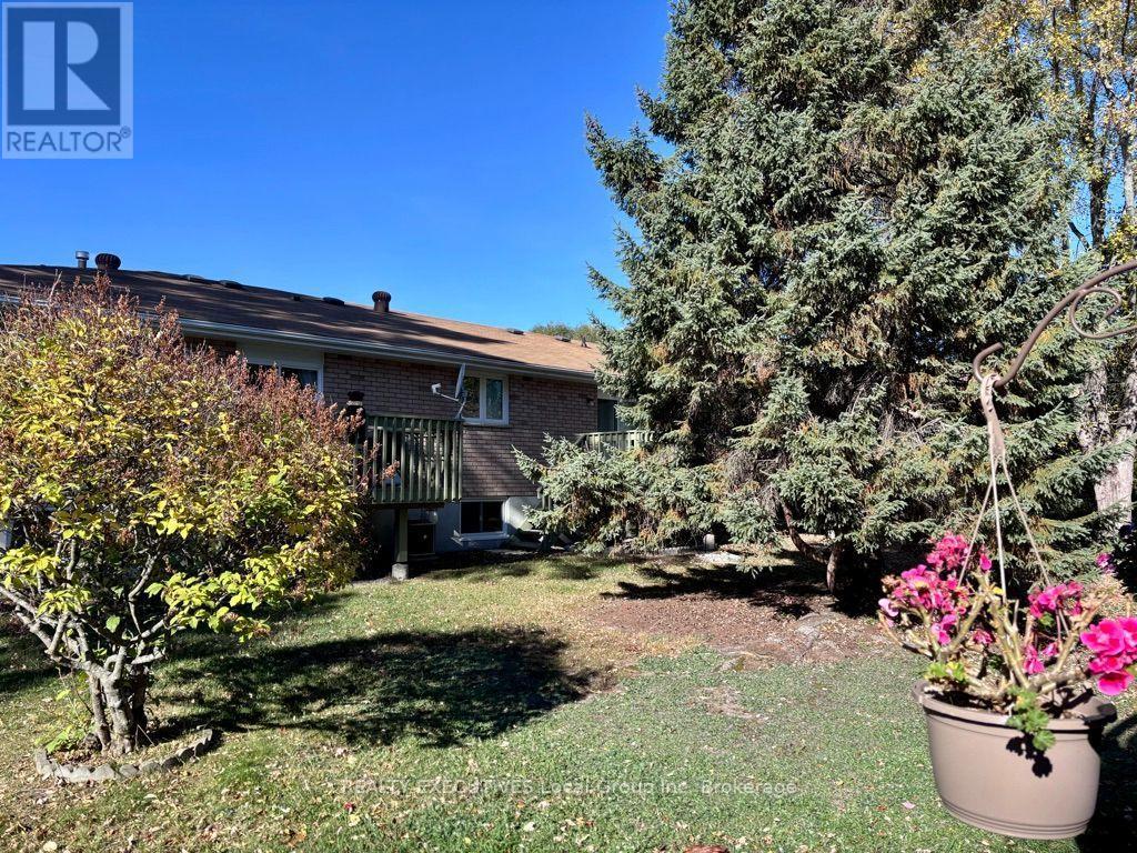 #33 624 LAKESHORE DRIVE - 34