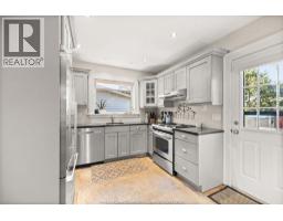 265 Isabelle, Windsor, ON N8S3A7 Photo 16