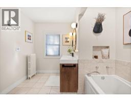 265 Isabelle, Windsor, ON N8S3A7 Photo 22