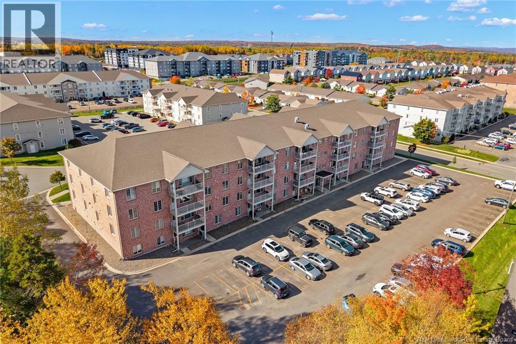 #212 165 Valcour Drive - 7
