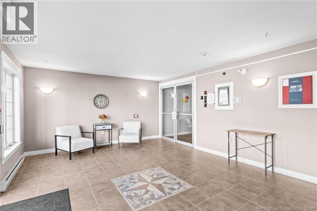 #212 165 Valcour Drive - 8
