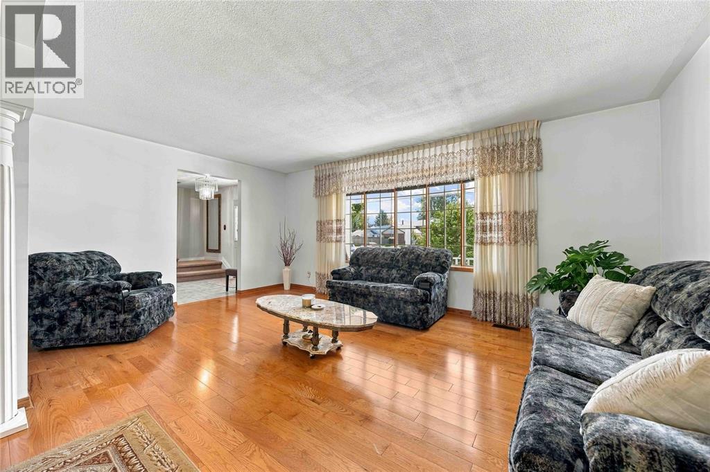 821 DANBURY CRESCENT - Image 10