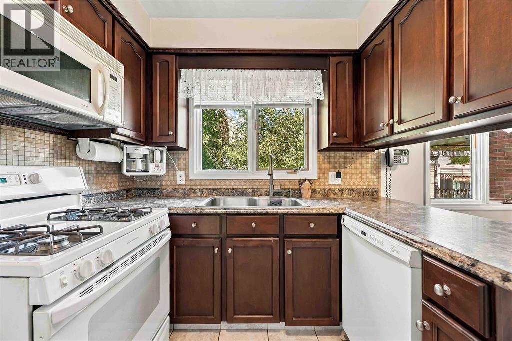 821 DANBURY CRESCENT - Image 16