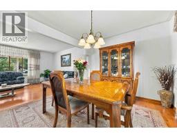Family room - 821 Danbury Crescent, Sarnia, ON N7S4L7 Photo 13