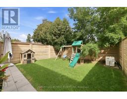 57 Roseneath Gardens, Toronto, ON M6C3X5 Photo 33