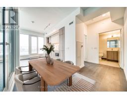 807 - 2020 Bathurst Street, Toronto, ON M5P0A6 Photo 11