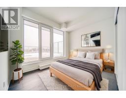 807 - 2020 Bathurst Street, Toronto, ON M5P0A6 Photo 17