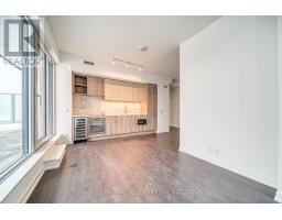 807 - 2020 Bathurst Street, Toronto, ON M5P0A6 Photo 8