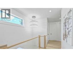 Bedroom - 8926 34 Avenue, Calgary, AB T3B1S2 Photo 14