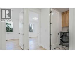 8926 34 Avenue, Calgary, AB T3B1S2 Photo 25