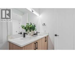 8926 34 Avenue, Calgary, AB T3B1S2 Photo 28