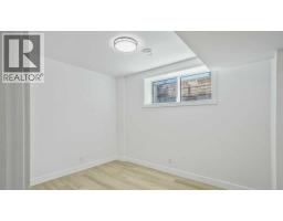 8926 34 Avenue, Calgary, AB T3B1S2 Photo 30
