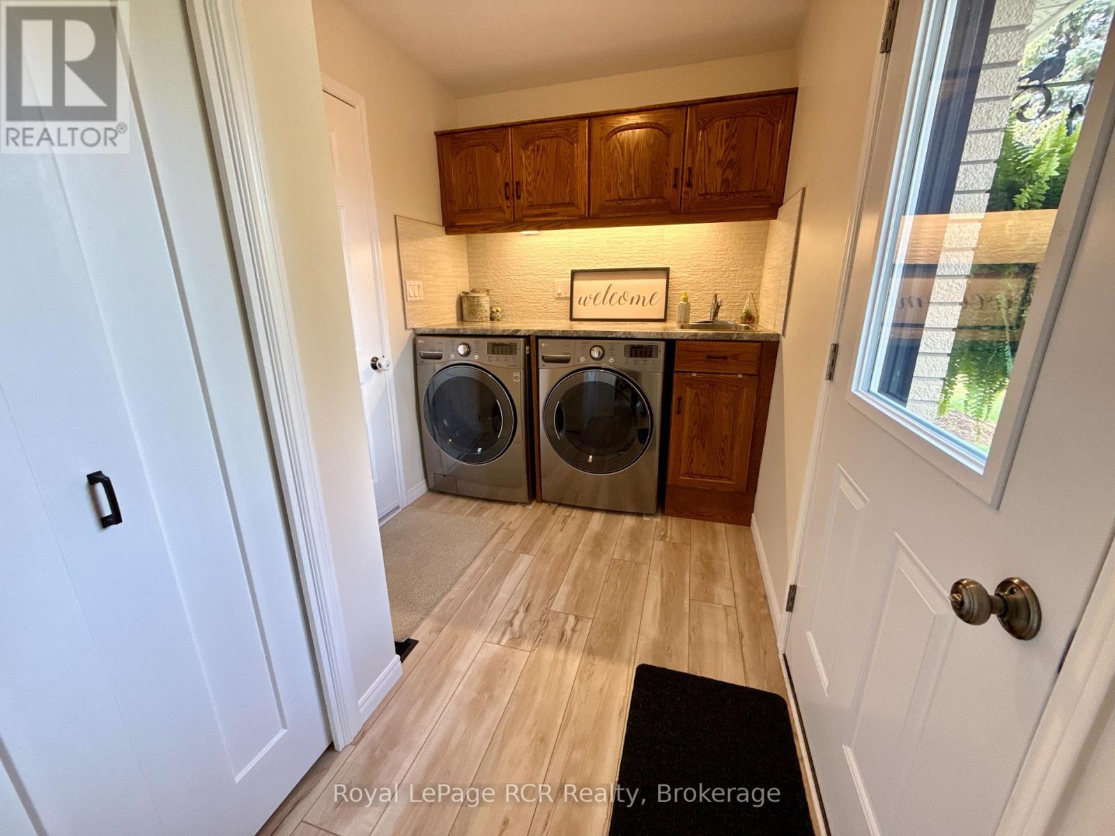 686 16TH STREET - Image 21