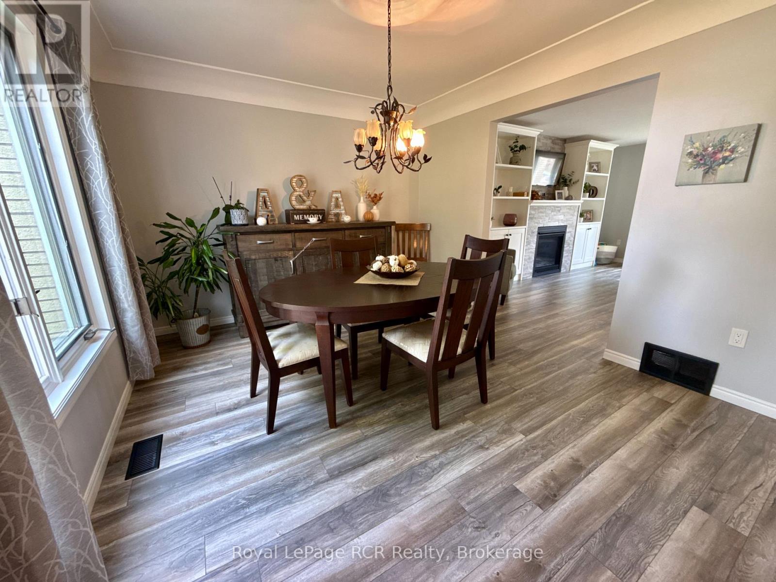 686 16TH STREET - Image 28
