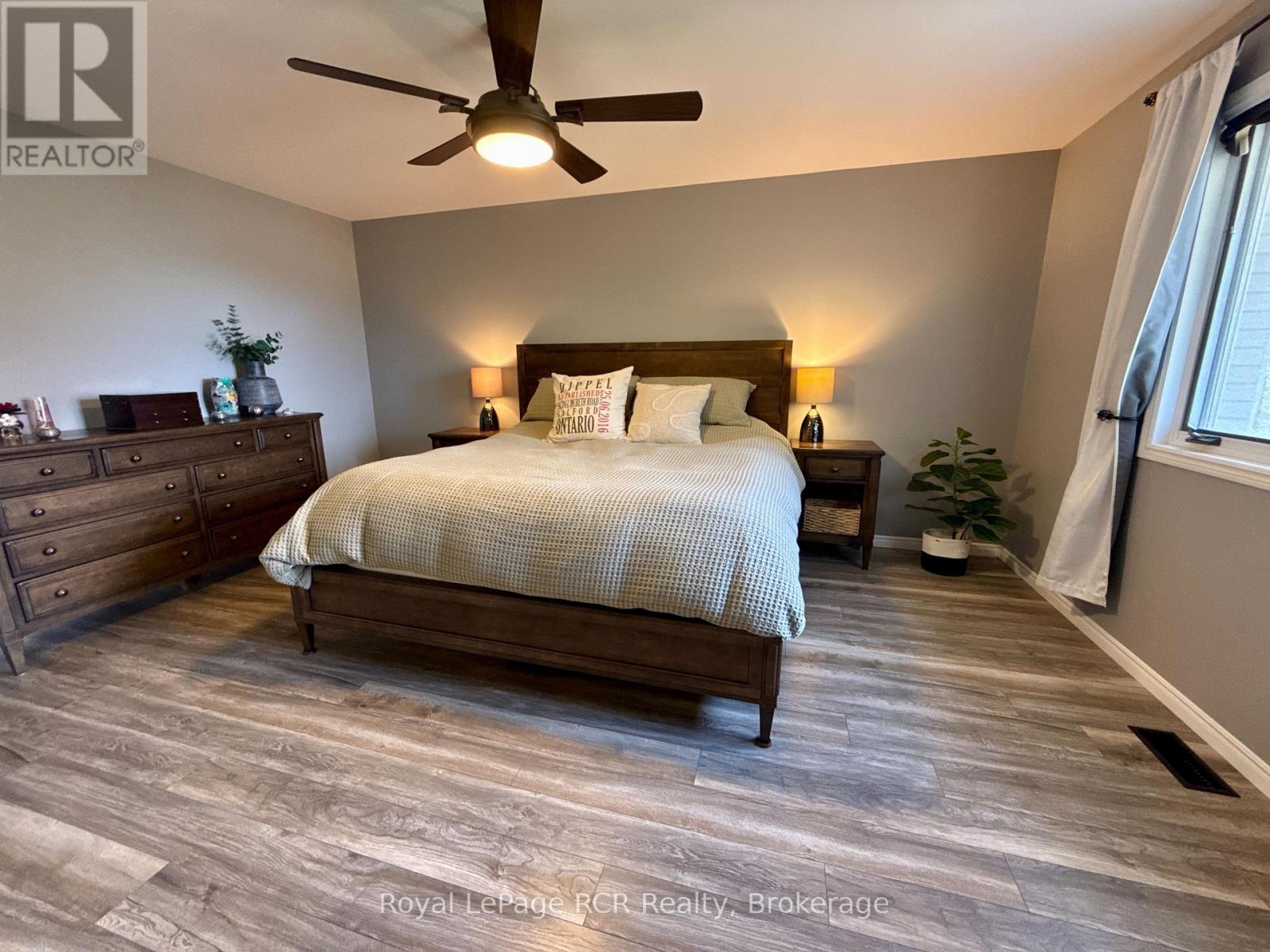 686 16TH STREET - Image 37