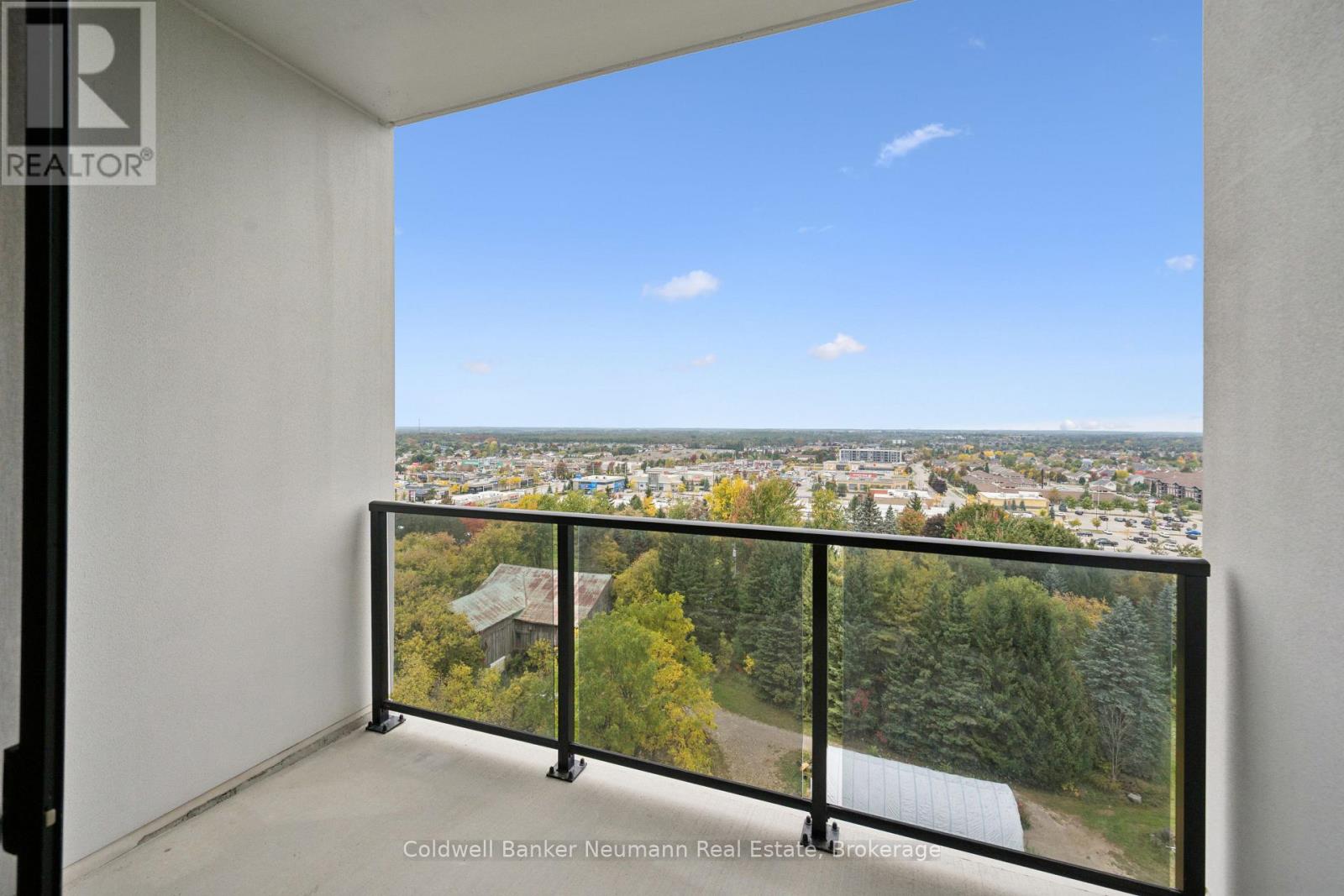 #908 1880 GORDON STREET - Image 28